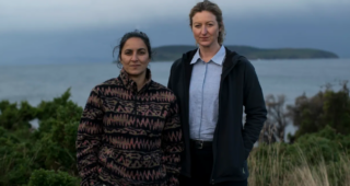 Deadloch de Kate McCartney et Kate McLennan